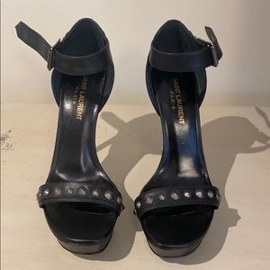 Saint Laurent high heel with strap